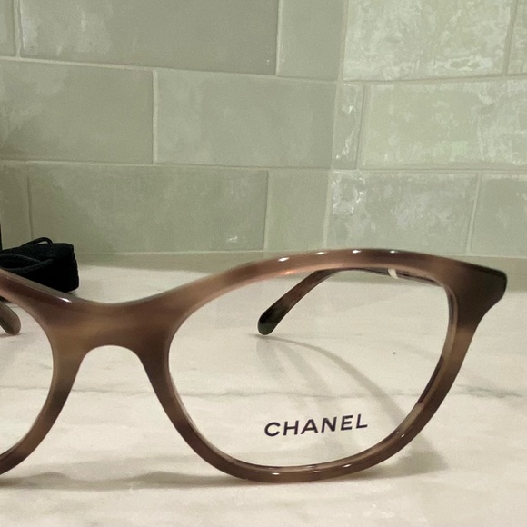 AUTHENTIC Chanel Eywear 3377H pearl frames color 1641 - Picture 5 of 7